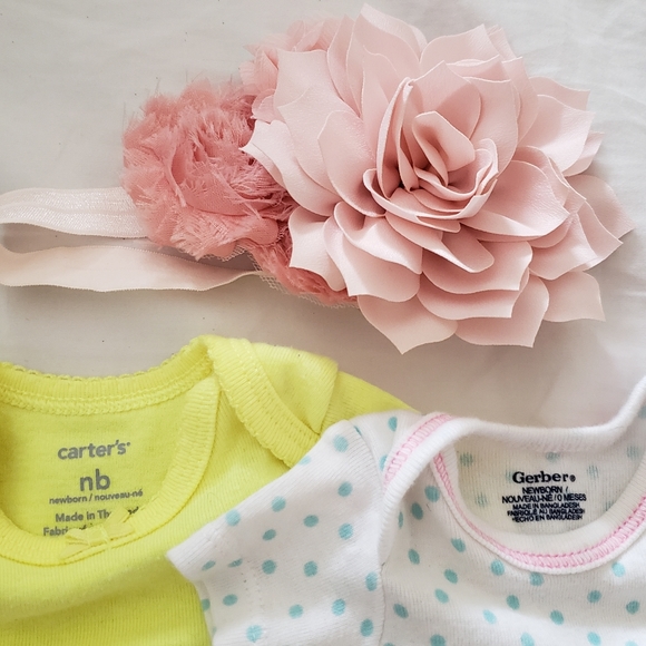 Newborn onesies - Picture 4 of 4